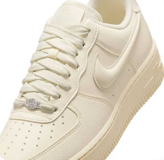 Nike Air Force 1 '07 (Women's)