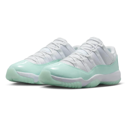 Air Jordan 11 Retro Low 'Igloo' - Women's