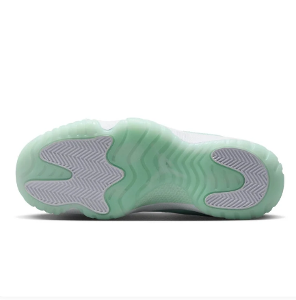 Air Jordan 11 Retro Low 'Igloo' - Women's