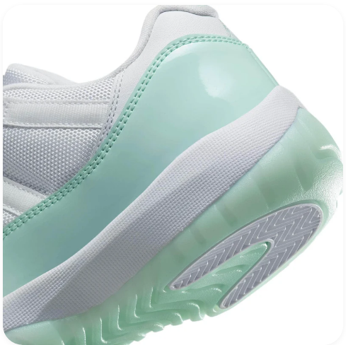 Air Jordan 11 Retro Low 'Igloo' - Women's
